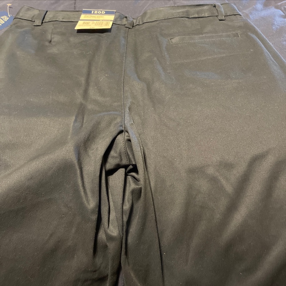Izod flat front shorts